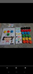 Jeu de couleurs montessori