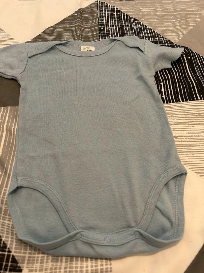 Body manches courtes bleu taille 6 m - photo numéro 2