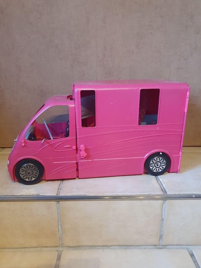 Camping car Barbie - photo numéro 1