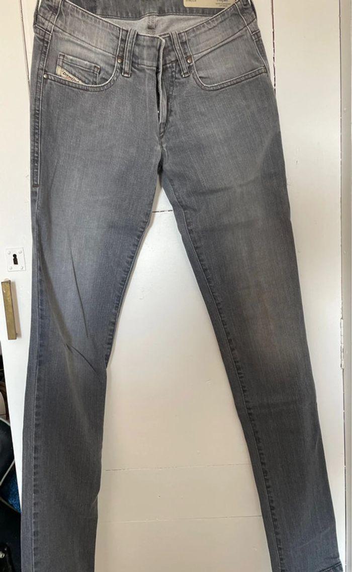 Jeans diesel taille XS/S gris - photo numéro 1