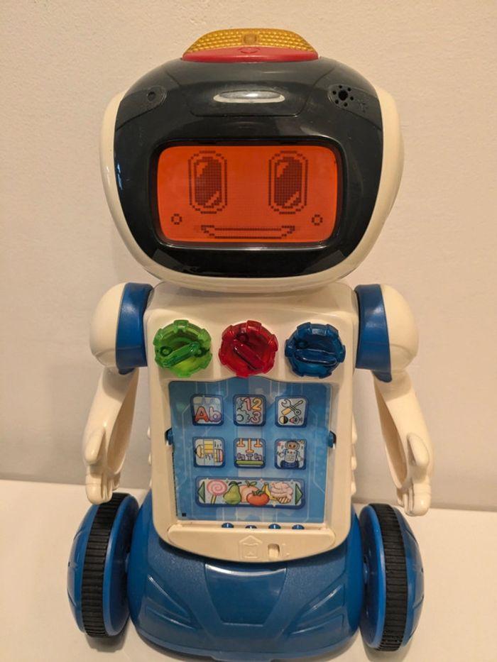 Robot interactif - photo numéro 4