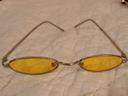 Lunettes de soleil jaunes