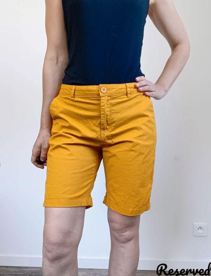 Short jaune moutarde Reserved taille 38 💖 - photo numéro 1