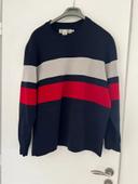 Pull marine gris rouge