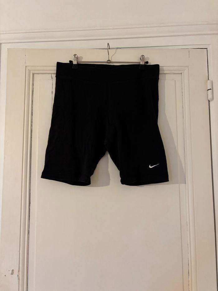 Short Nike - photo numéro 1