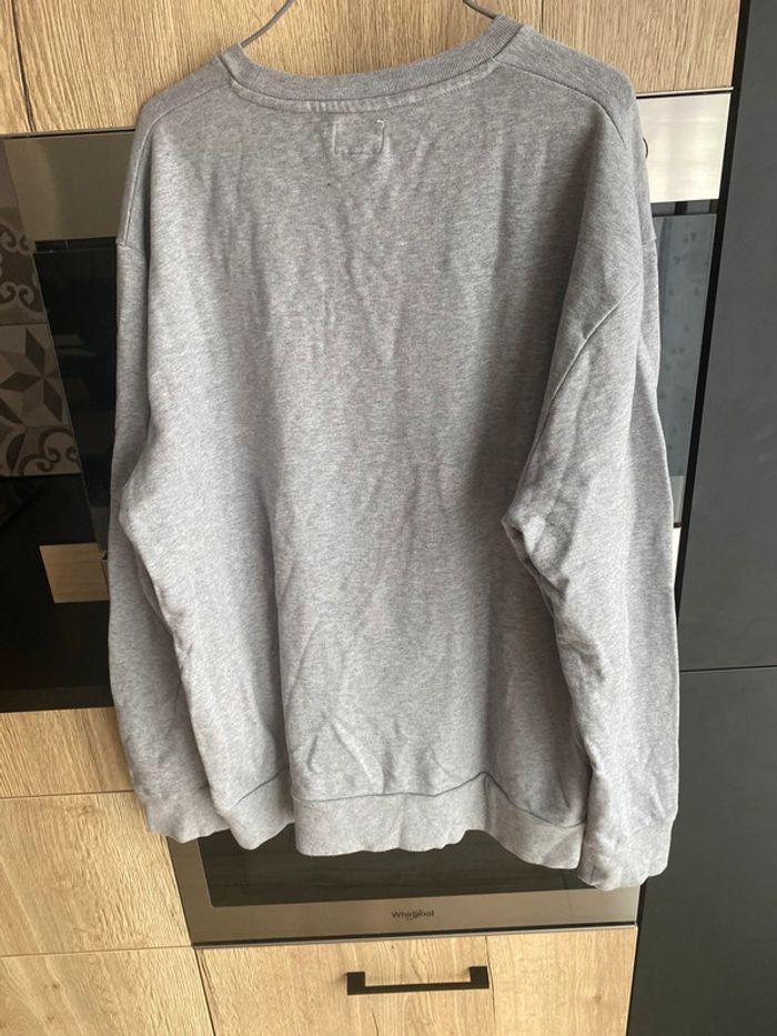 Neuf sweat gris levis taille XL - photo numéro 2