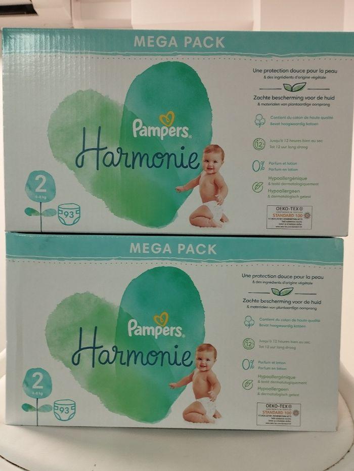 2 cartons de couches Pampers harmonie taille 2