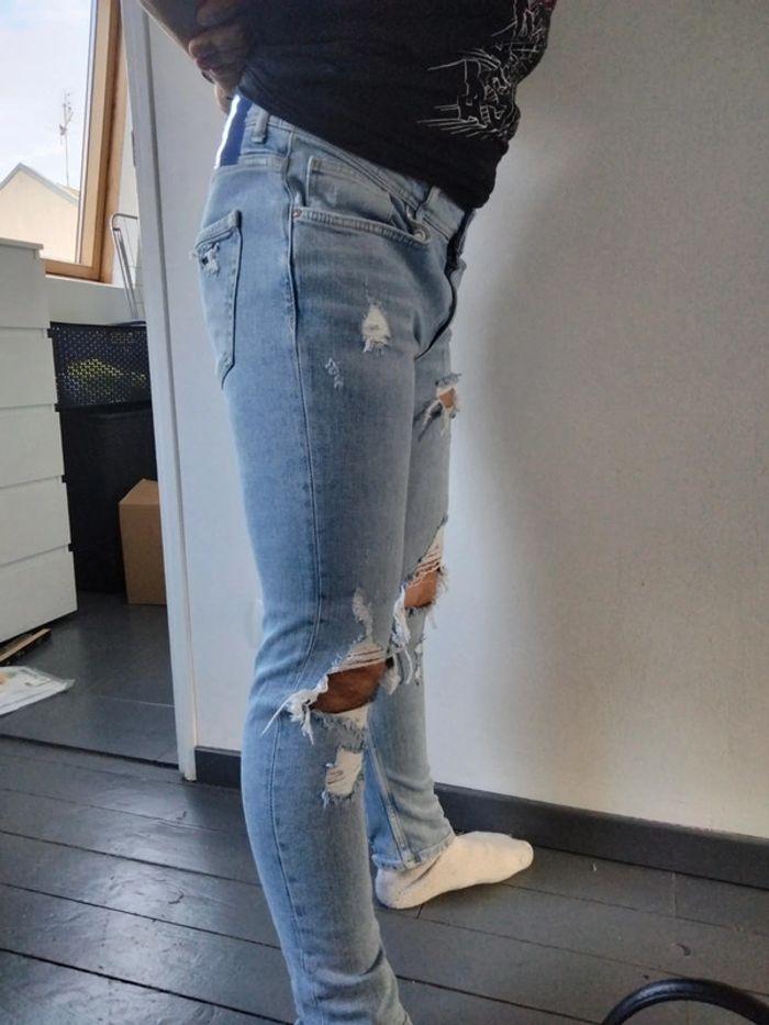 Magnifique jean homme Bershka taille 40 - photo numéro 3