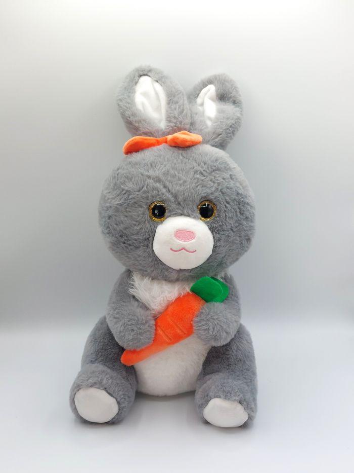 Peluche doudou lapin gris blanc et sa carotte 32 cm sans les oreilles DOHO international TTBE - photo numéro 1