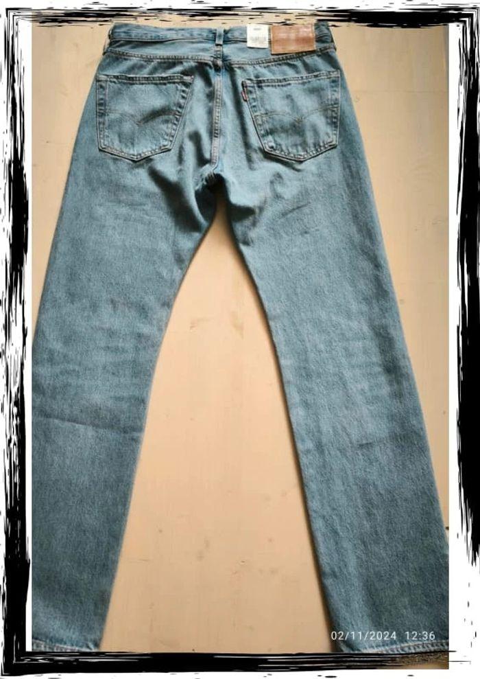 Jean Levi's 501 bleu clair 150th taille 42 - photo numéro 3