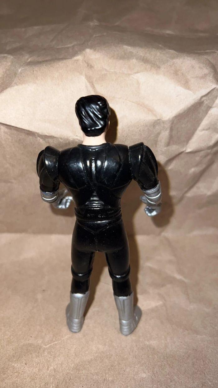 Figurine vintage articulée « Flash le punisher »  12 cm - photo numéro 3