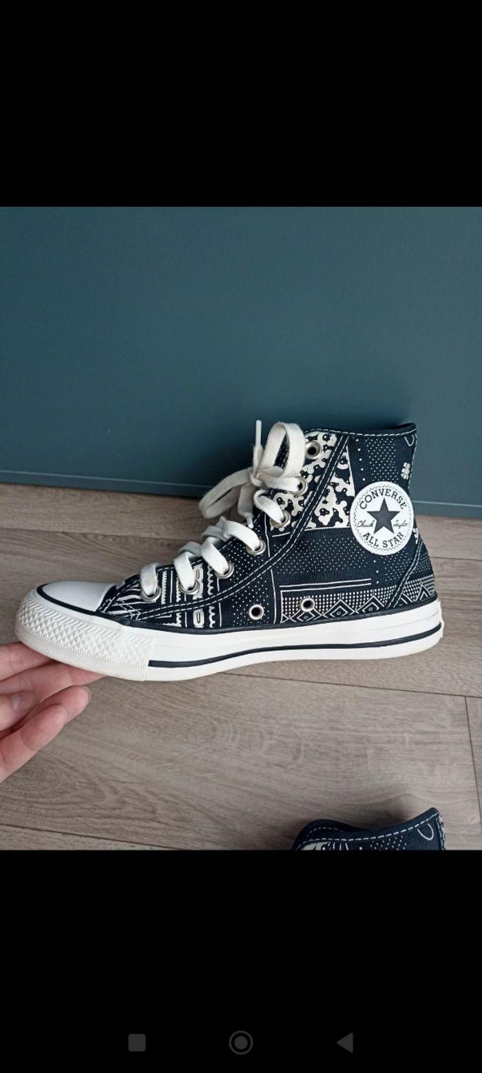 Baskets Converse taille 36,5 - photo numéro 1