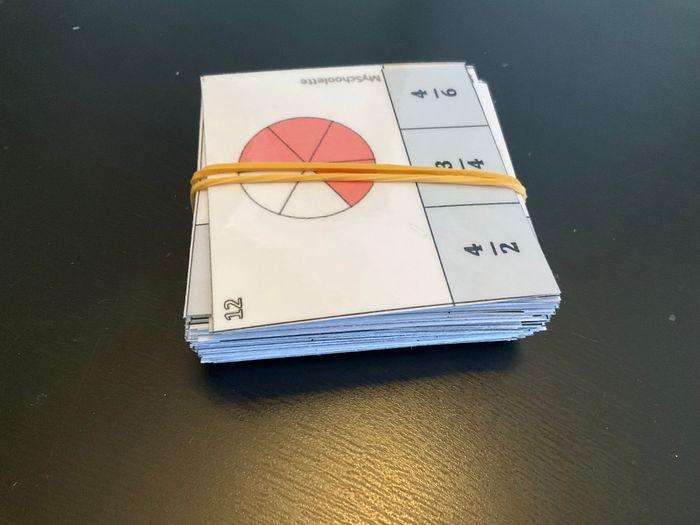 Jeu 1 Les galettes fraction-cartes à pinces - photo numéro 10