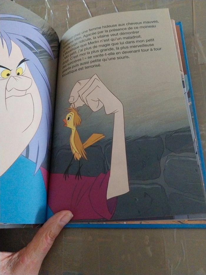 Livre Disney Merlin l'enchanteur - photo numéro 3