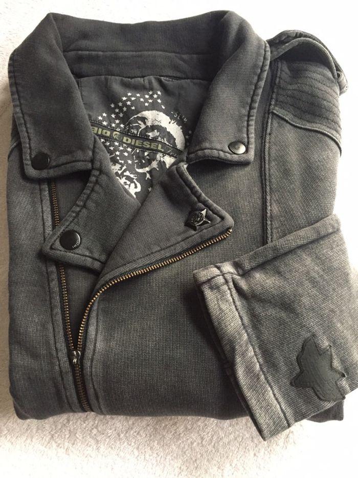 Gilet gris /noir Diesel - photo numéro 4