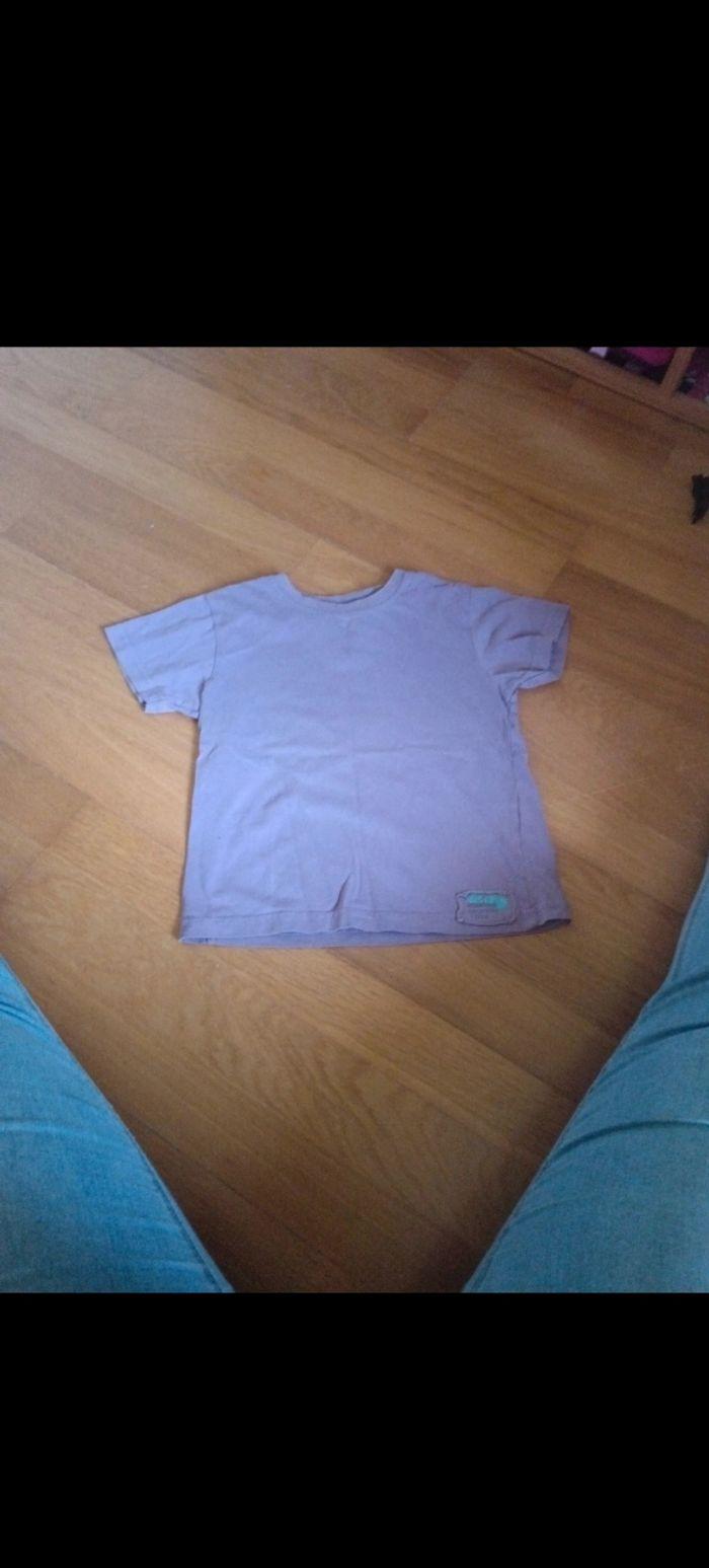 T-shirt - photo numéro 1