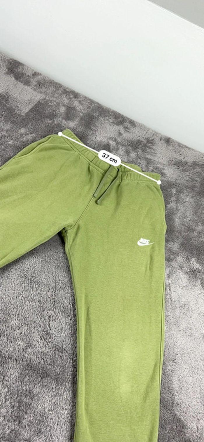 👕 Pantalon Jogging Nike logo brodé Vert Taille M 👕 - photo numéro 2