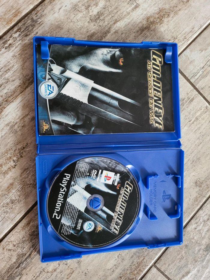 Jeu Ps2 GoldenEye Au service du mal - photo numéro 3