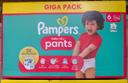 1 carton de couches Pampers taille 6