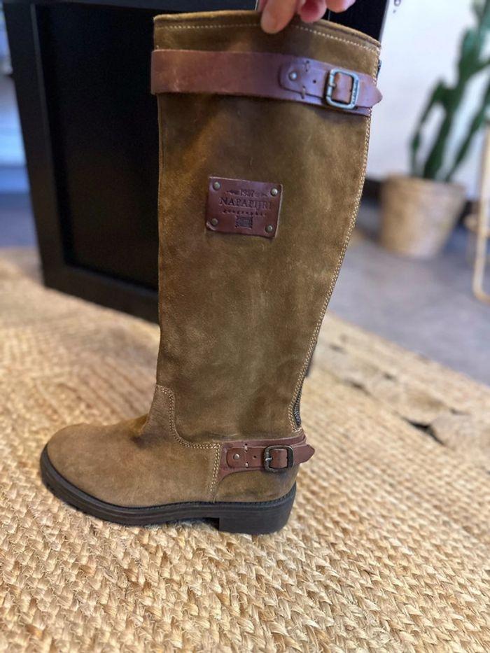 Bottes cavalières Napapijri en cuir daim marron neuves, taille 37 - photo numéro 7