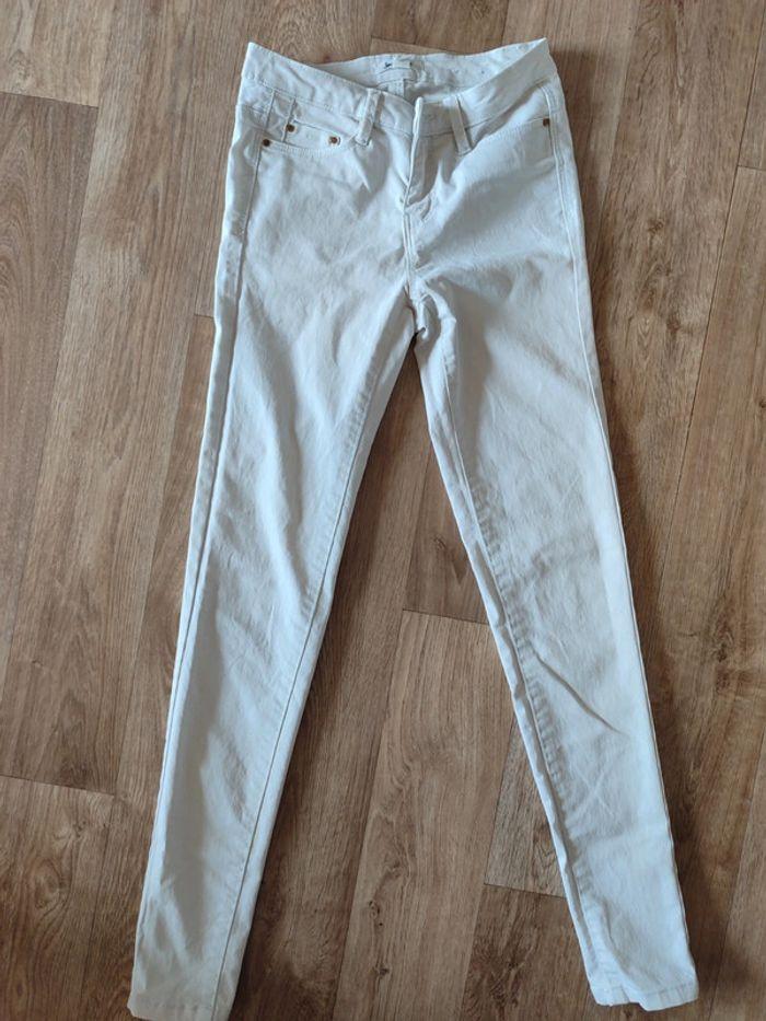 Jeans blanc T32 - photo numéro 1