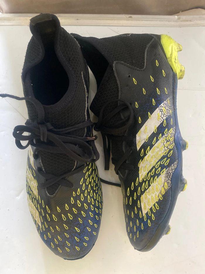 Chaussures de foot, crampons Adidas Predator.taille 38 - photo numéro 1