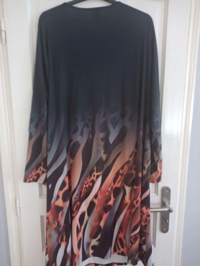 Robe noir flammes orange tbe 54 shein curves - photo numéro 5