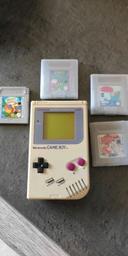 Console Game boy grise Nintendo avec 4 jeux