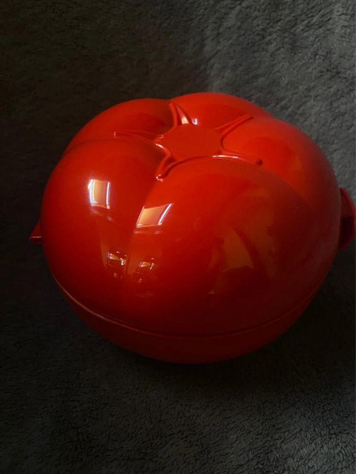 Vintage boite rouge vif en forme de tomate Tupperware - photo numéro 5