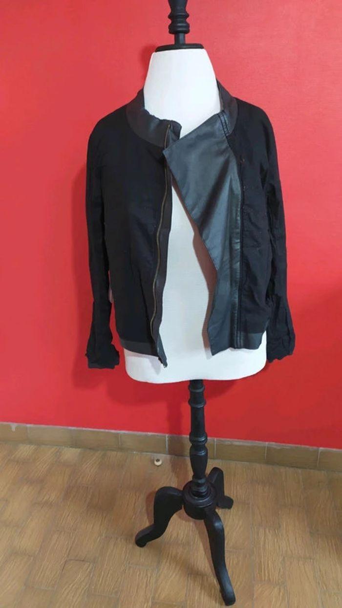 Blouson Cuir Noir Taille 42 en Excellent état - photo numéro 11