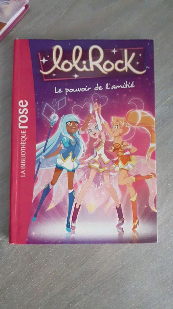 Livres fille lolirock - photo numéro 2