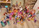 Énorme lot de Barbie, poupées, Disney,  ken et accessoires