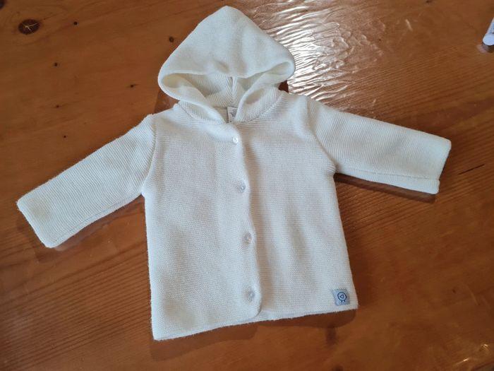 Veste épaisse manufacture de layette 12 mois