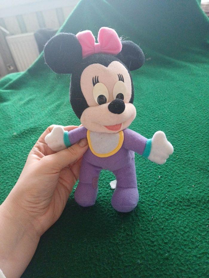 Bébé Minnie