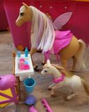 Barbie toilettage chevaux