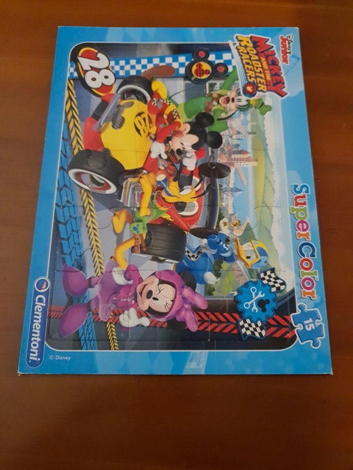 Puzzle disney 15 pièces Mickey et ses amis - photo numéro 1