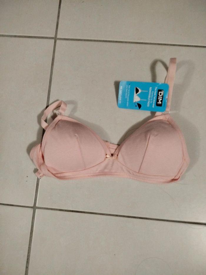 Neuf 🍀 Premier soutien gorge DIM 75A - photo numéro 1