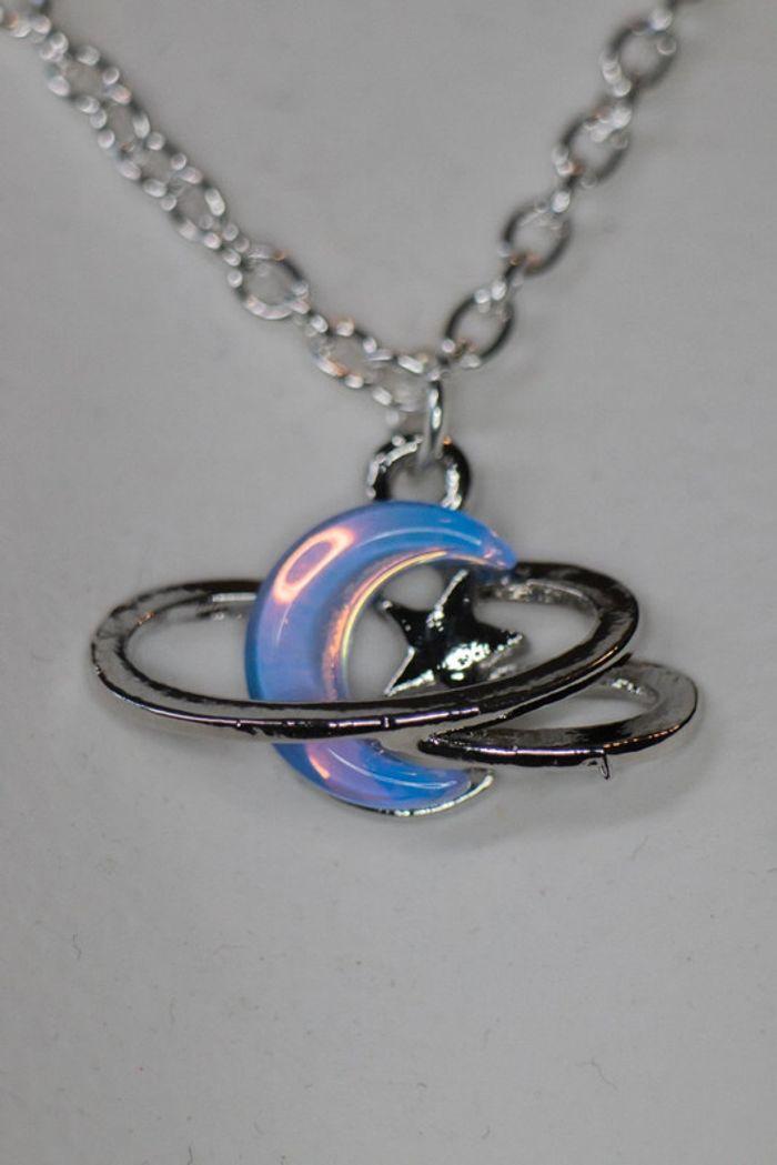 Pendentif lune bleue avec son auréole - photo numéro 2