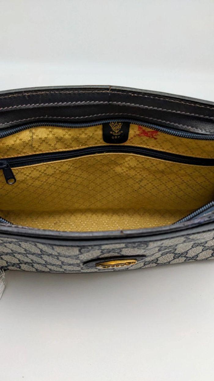 Sac vintage Gucci porté épaule ou bandoulière - photo numéro 8