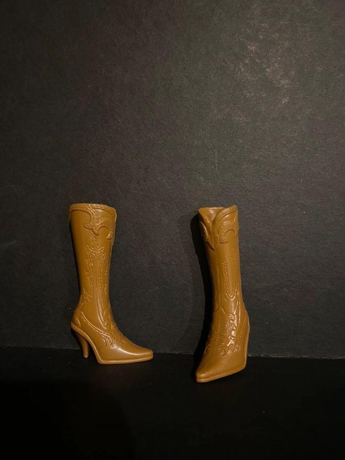 Bottes santiags barbie fashion - photo numéro 6