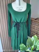 🦋 Jolie robe vert émeraude cintrée manche longue Taille 38 Boutique Local