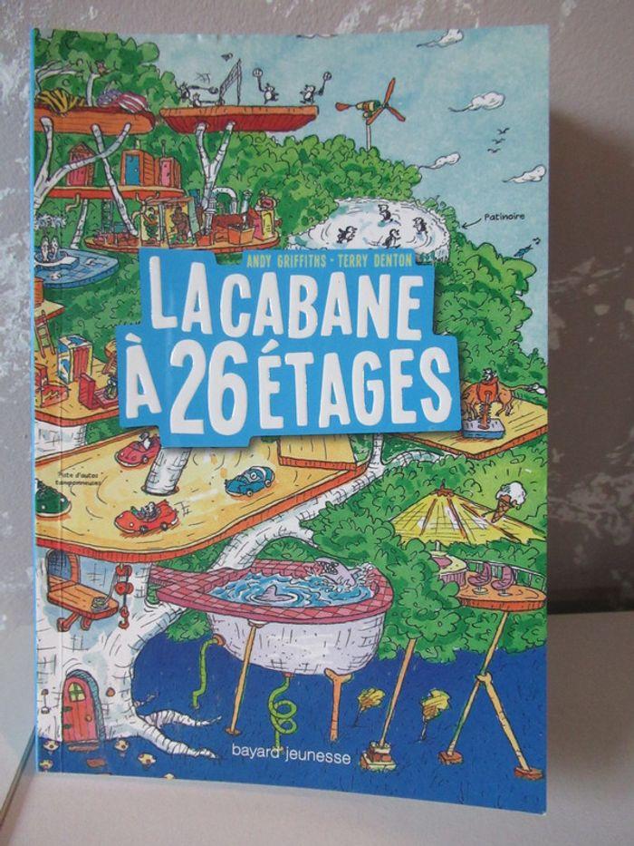 livre tome 2 la cabane à étages - photo numéro 1