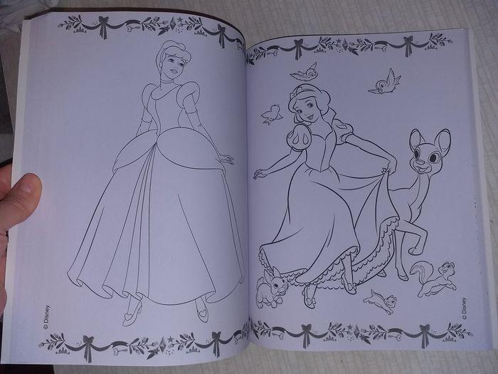 Album/ livre Megacolor coloriages Disney neuf - photo numéro 7