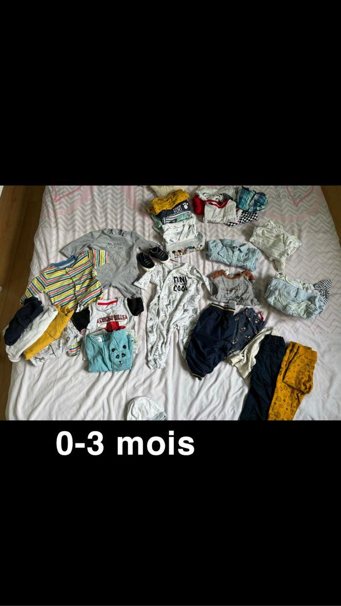 Lot vêtements bébé