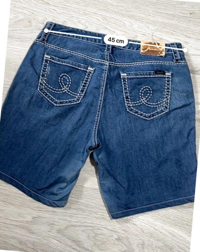 🩳 Short vintage brodé en jean Seven 7  Bleu Taille M 🩳 - photo numéro 3