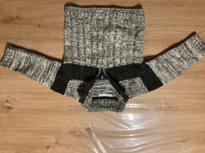 Vend pull camionneur gris taille 3 ans - photo numéro 2