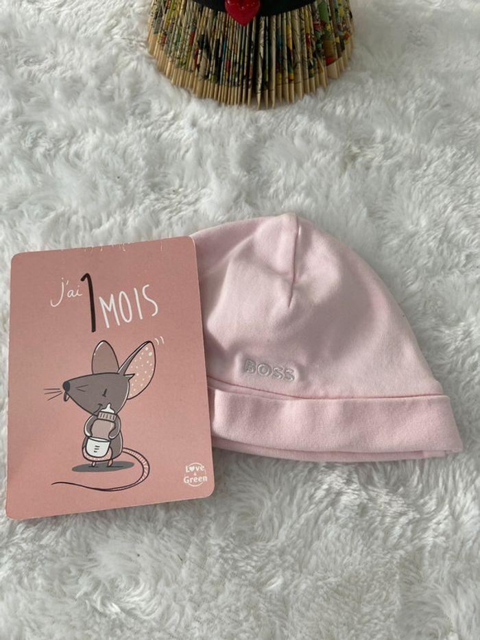 Bonnet chapeau bébé Hugo Boss rose 50 cm neuf - photo numéro 1