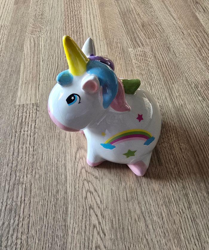 Tirelire licorne - photo numéro 2