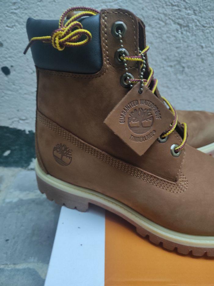 Timberland bottes premium taille 41 jjamais porté - photo numéro 3