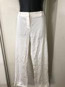 Pantalon léger blanc . Taille 44